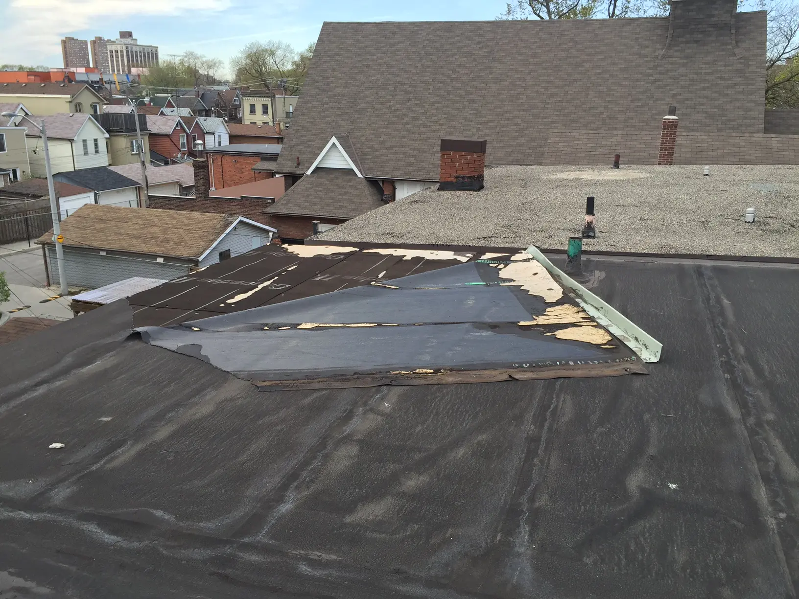 Leaking-Roof-Toronto
